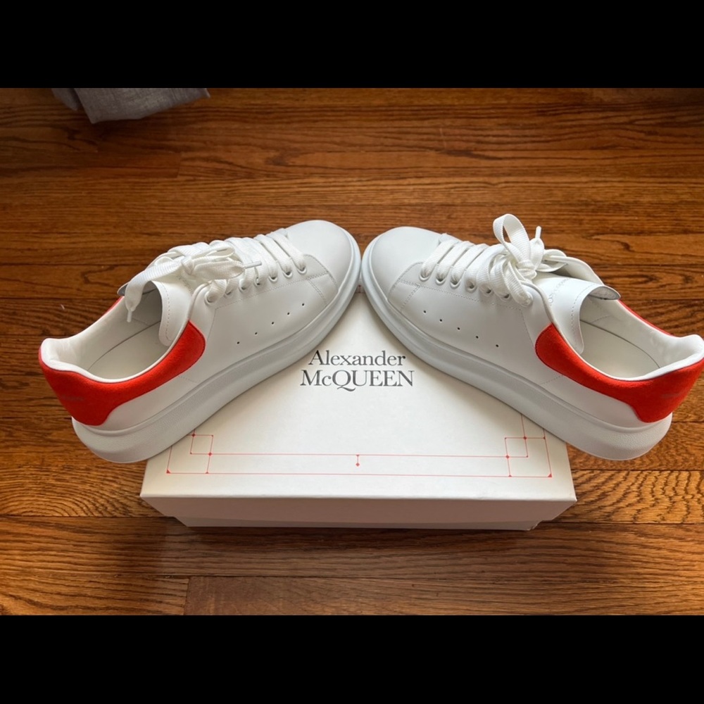 Alexander McQueen Oversized Low Sneakers White Warm Orange - Picture 3 of 9